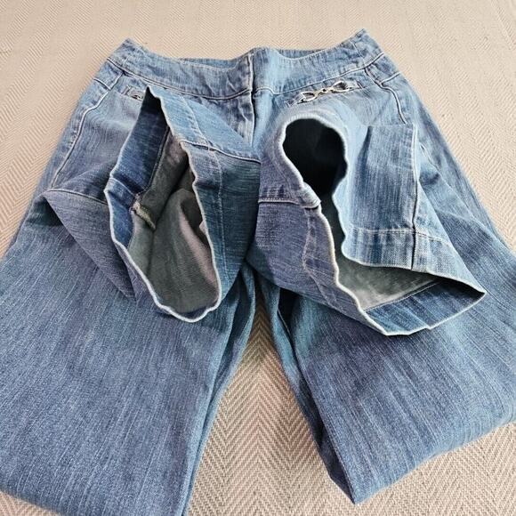 New York & Company Jeans Women's Denim 12 (32x31) Light Blue Wide Leg 11in Wide - Picture 3 of 16